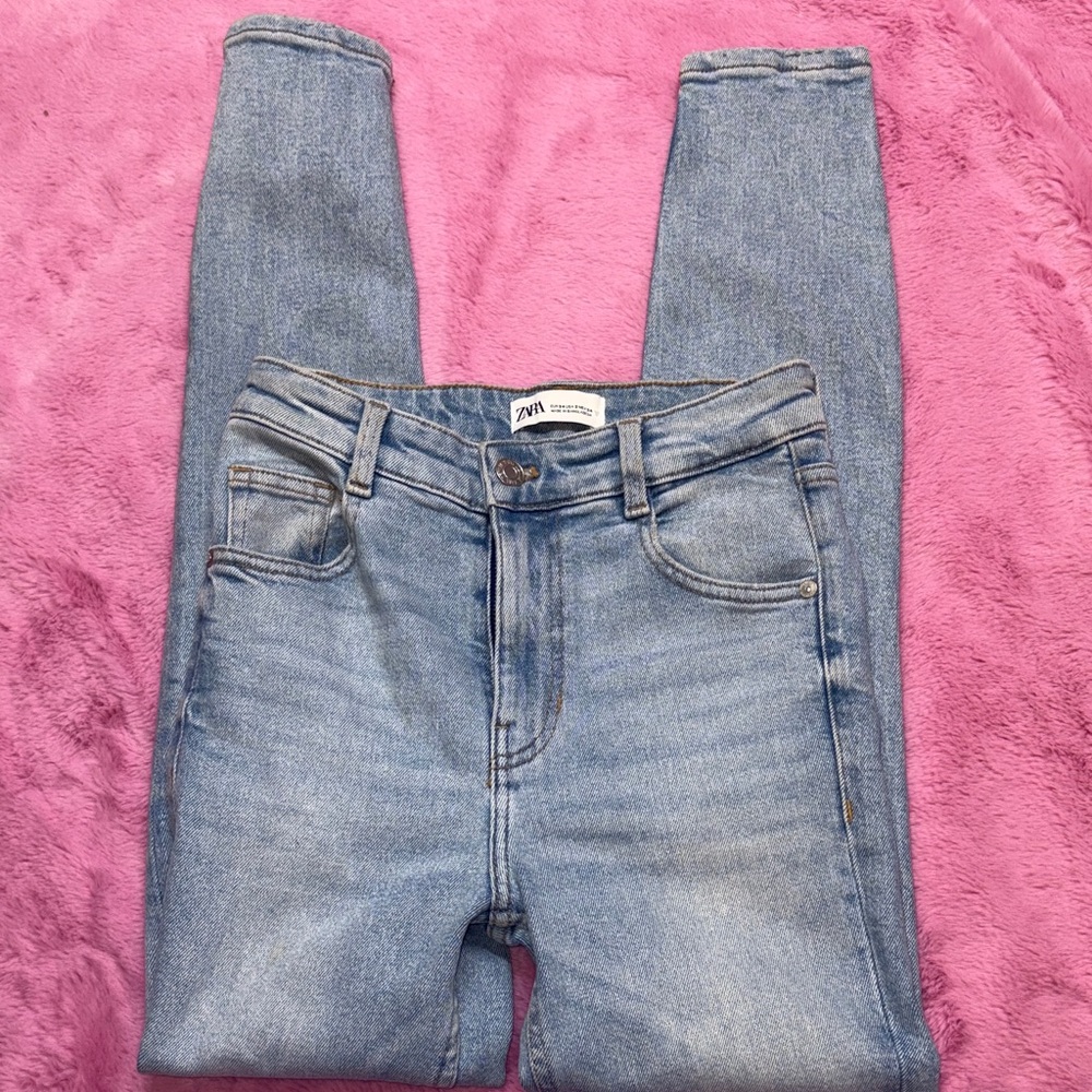 Zara Women's Light Blue Skinny Jeans
